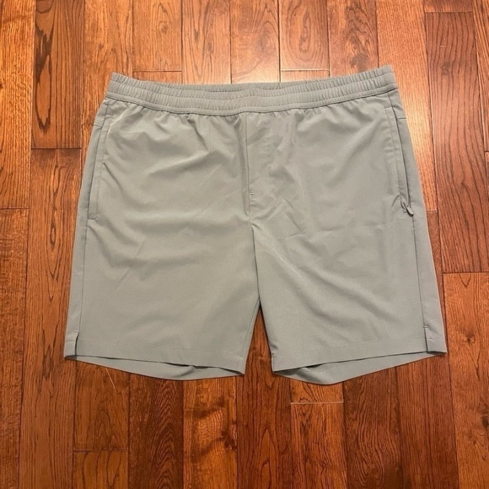 Men's Shorts Large